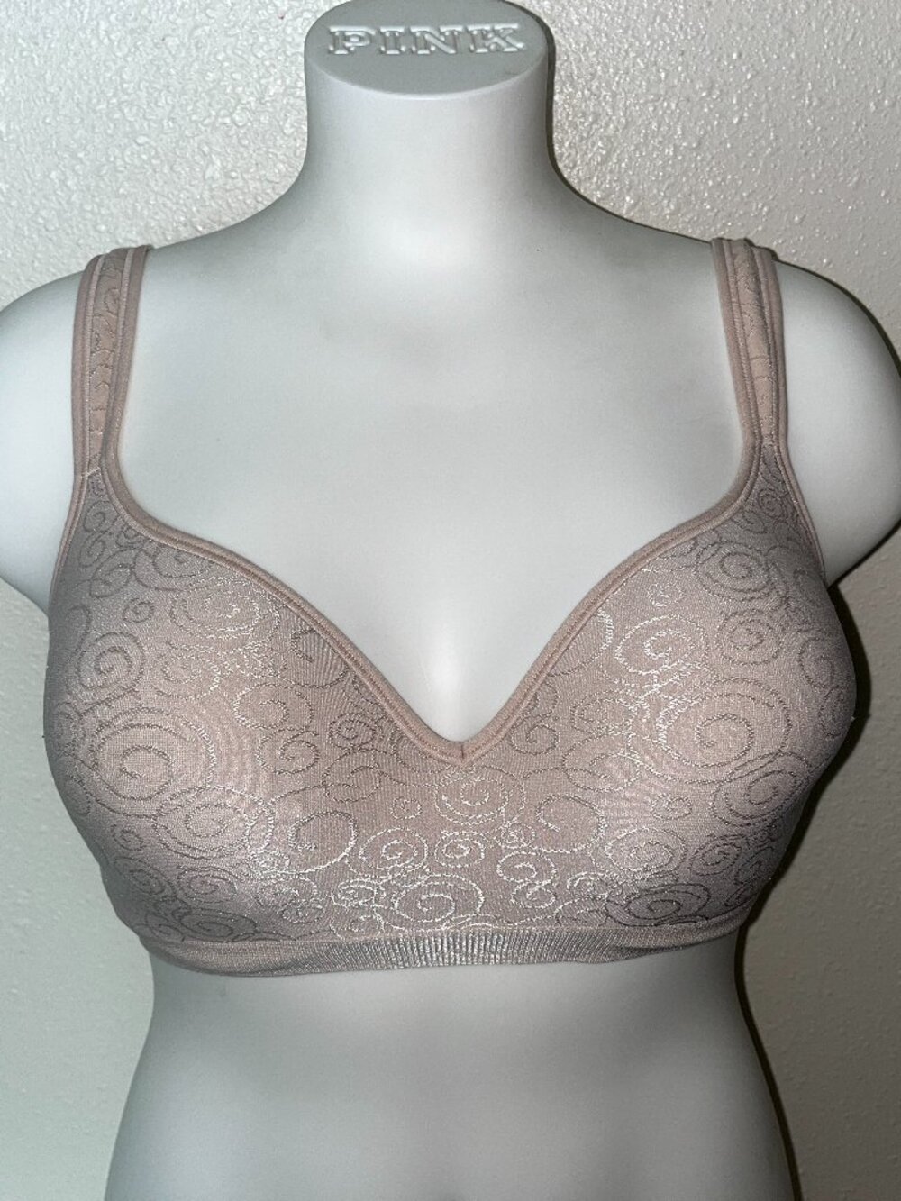 BALI COMFORT REVOLUTION FULL COVERAGE WIRELESS BRA SZ 38D